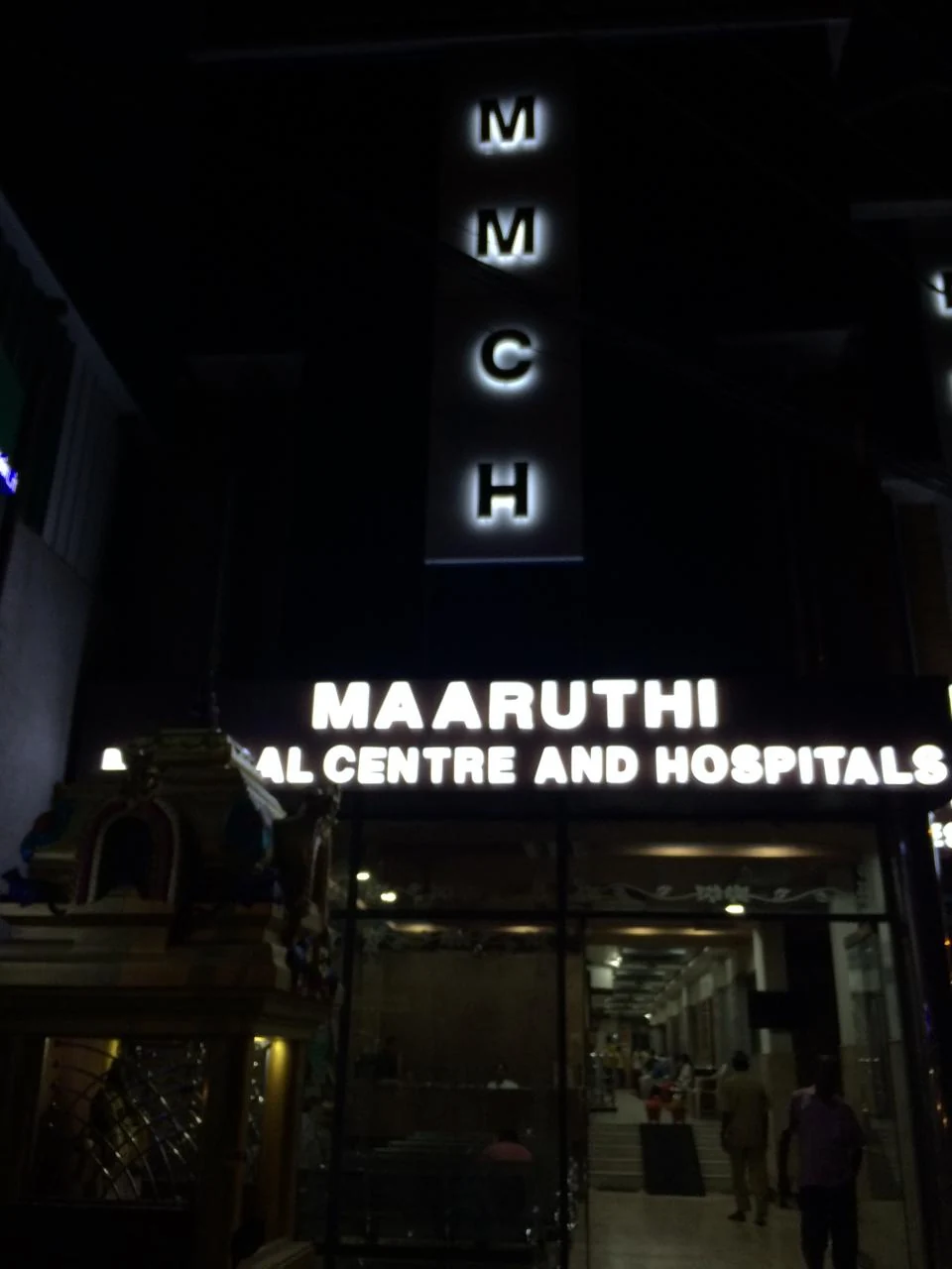 acrylic sign board Chennai medical centre premium sign system by BRS SIIGNS