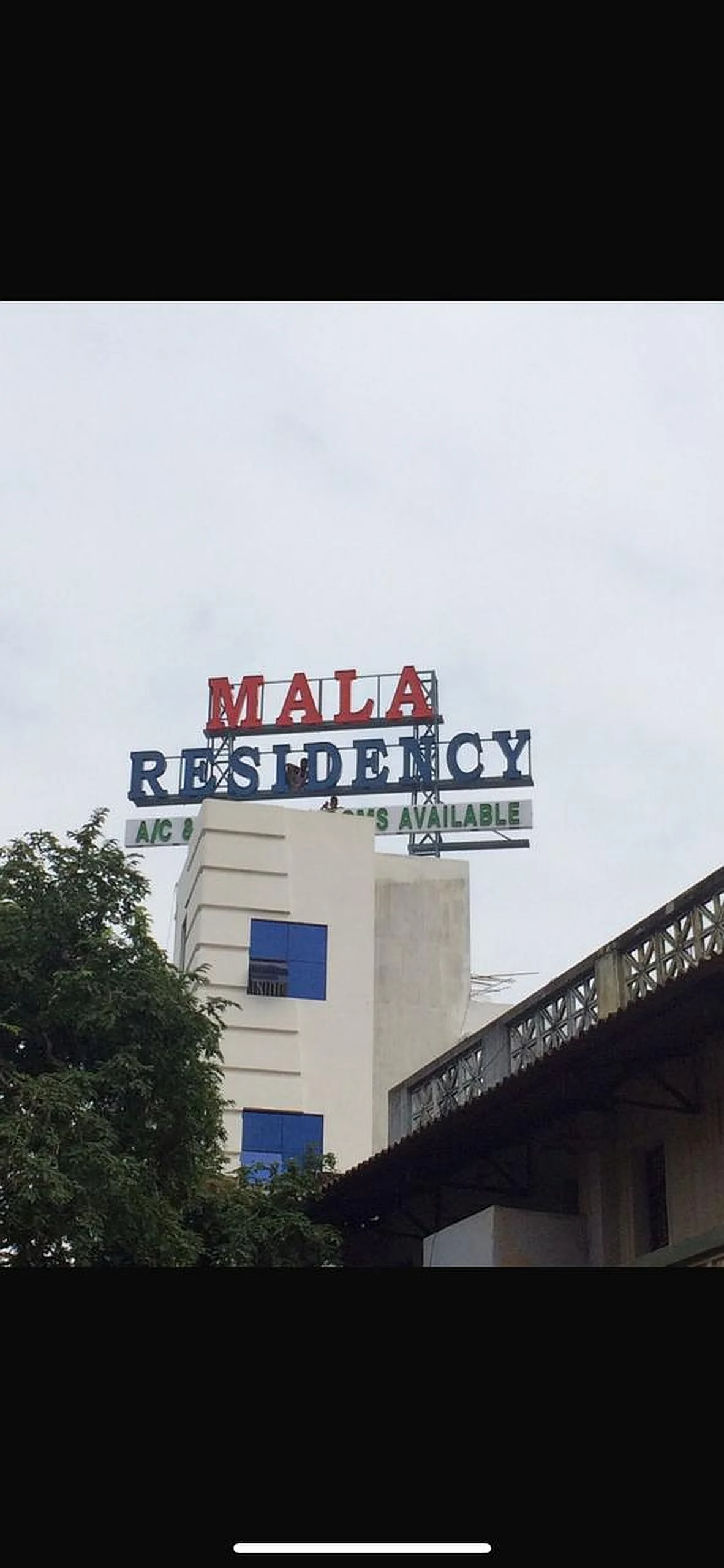 acrylic sign board Chennai hotel 3D letter comparison by BRS SIIGNS